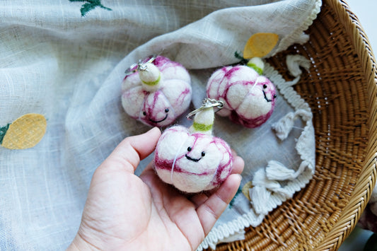 Elephant Garlic Keychain
