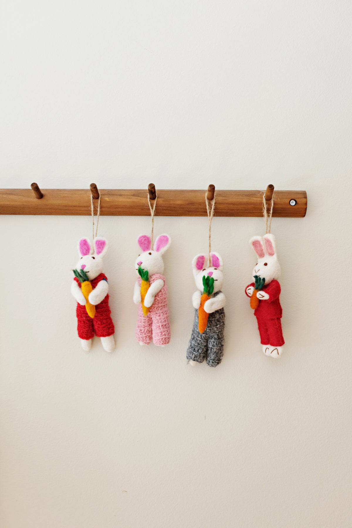 Bunny Ornament with Carrots